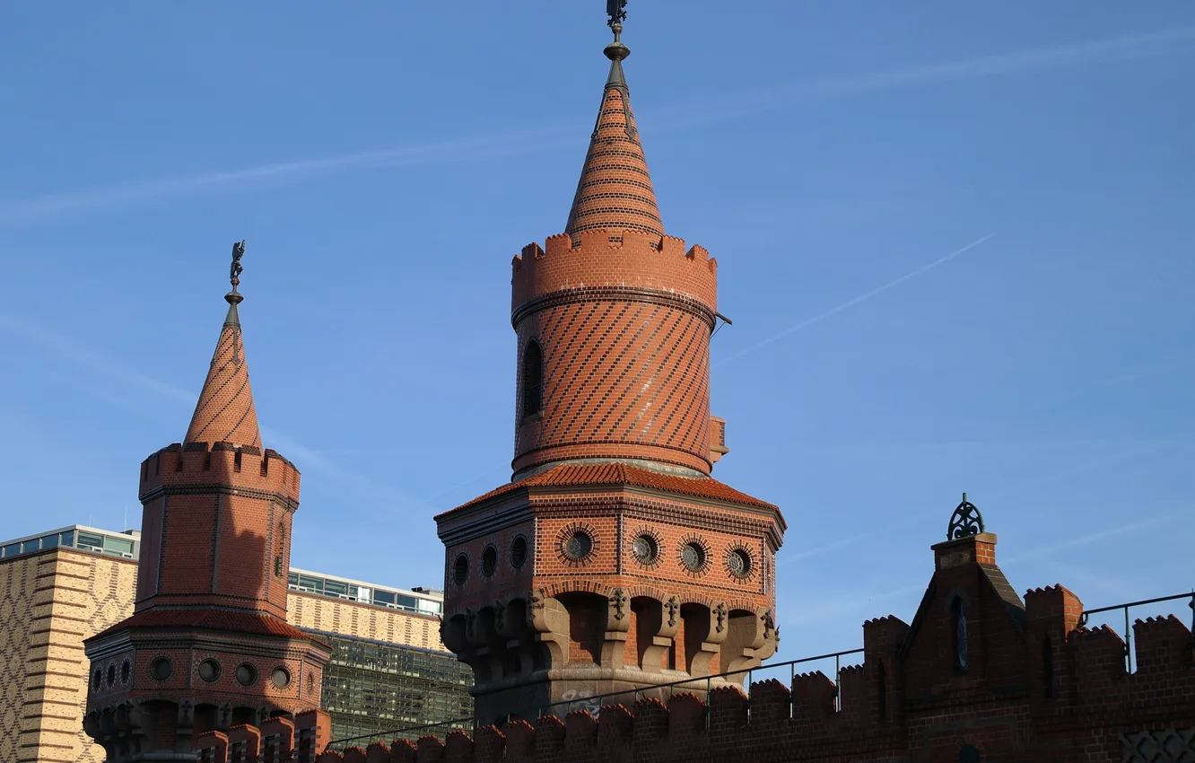 Photo wallpaper tower, Germany, Berlin, oberbaum bridge