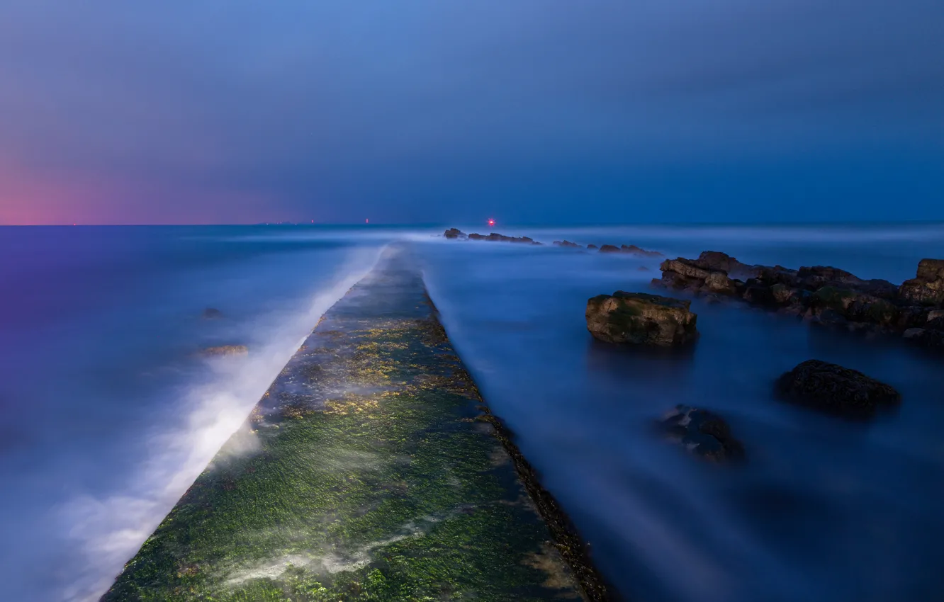 Photo wallpaper sea, the sky, lights, blue, stones, shore, England, moss