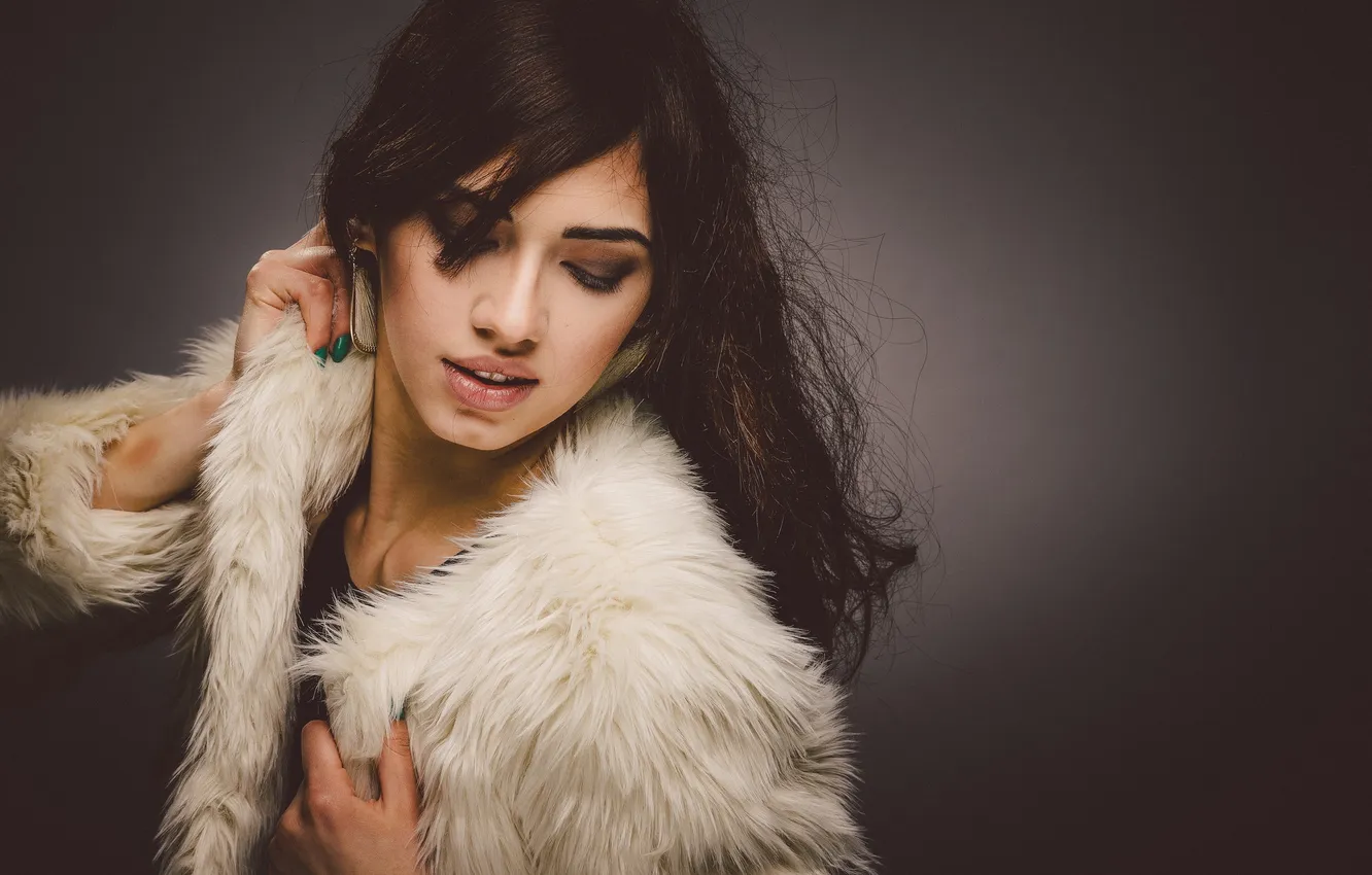 Photo wallpaper brunette, lips, Farida Dadashova