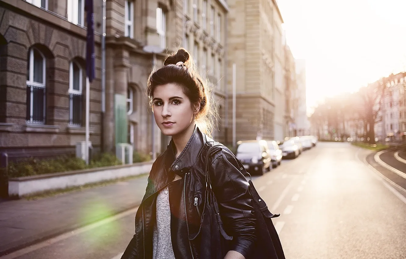 Photo wallpaper eyes, sunset, street, beauty, jacket, lips, car, cars