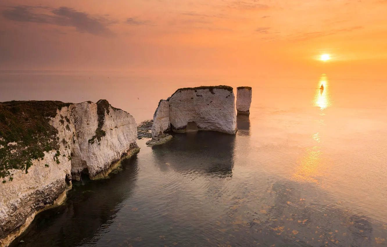 Photo wallpaper rocks, dawn, boat, England, sail, Dorset, Old Harry Rocks, Old Harry