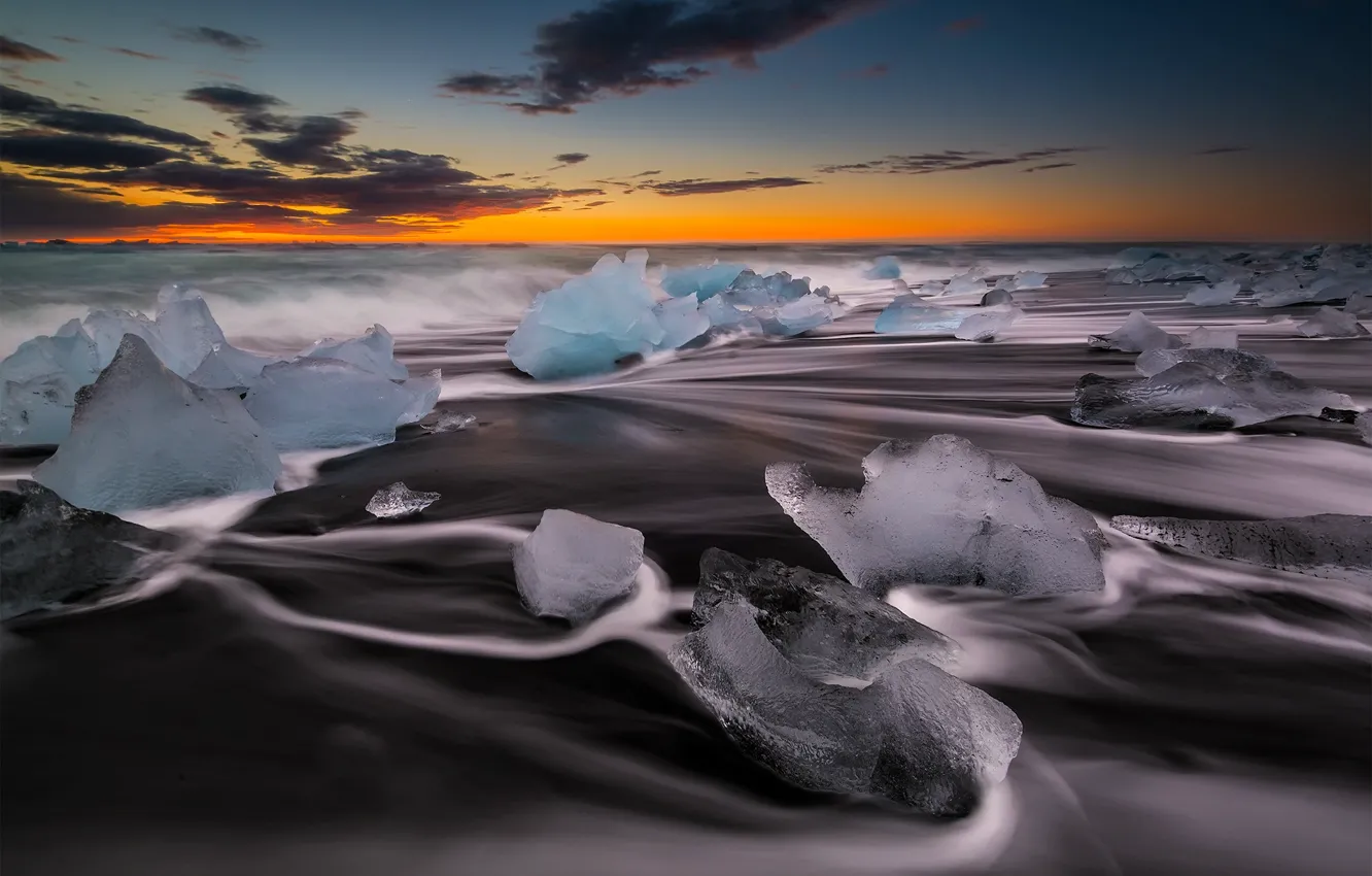 Photo wallpaper shore, ice, glow, Iceland