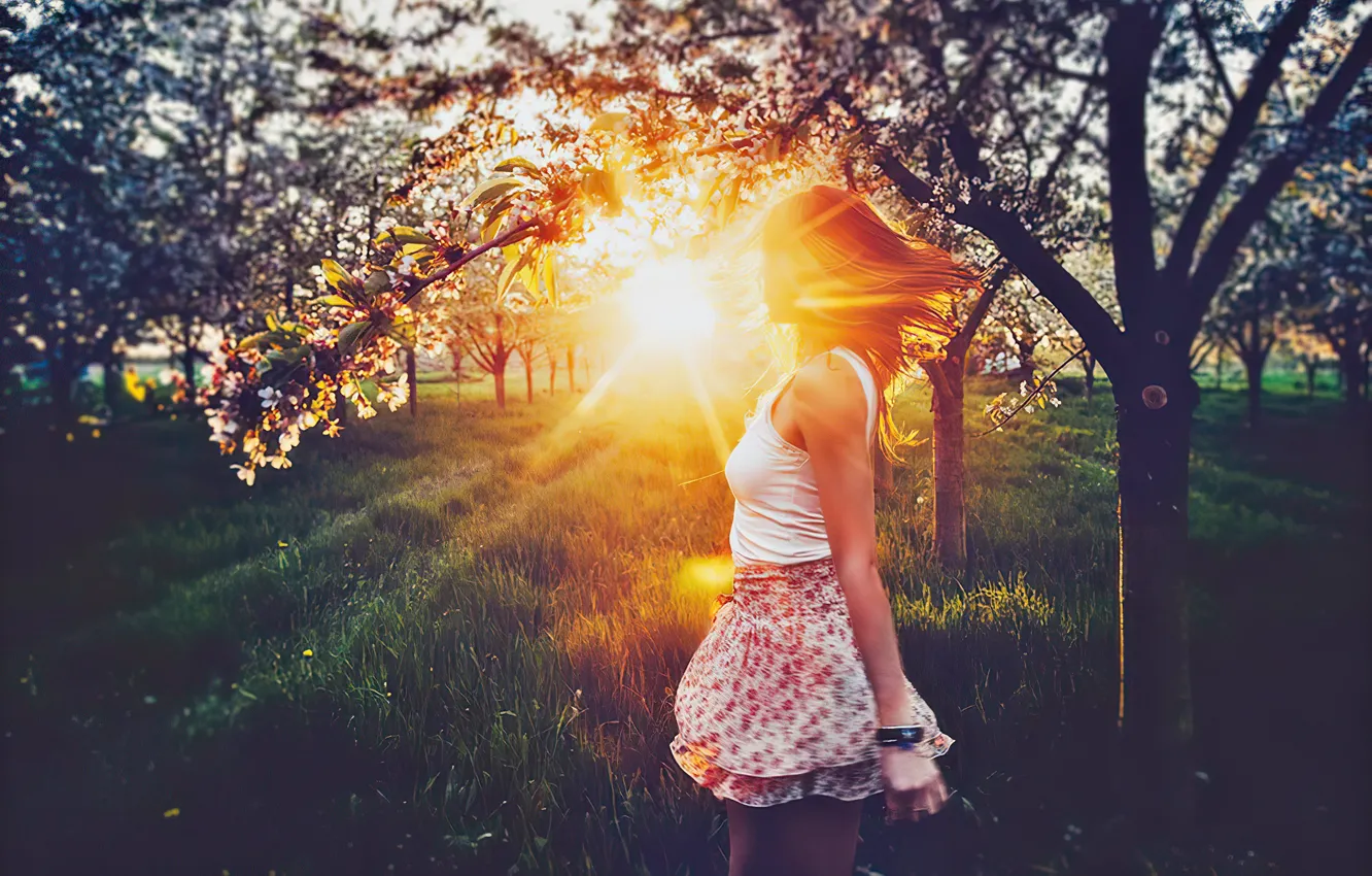 Photo wallpaper GIRL, NATURE, GRASS, The SUN, LIGHT, SPRING, TREES, RAYS