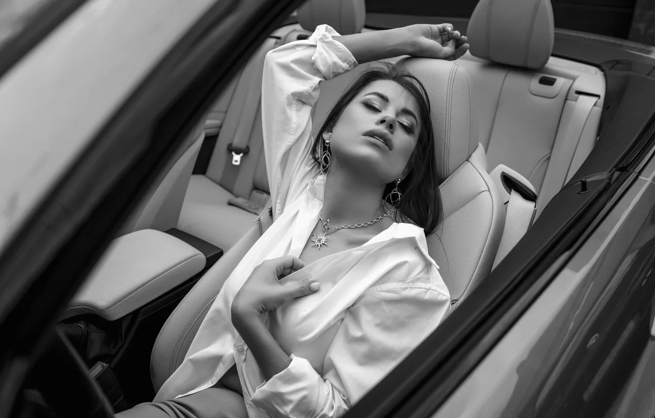 Photo wallpaper girl, decoration, pose, blouse, car, salon, monochrome, Vadim Mironov