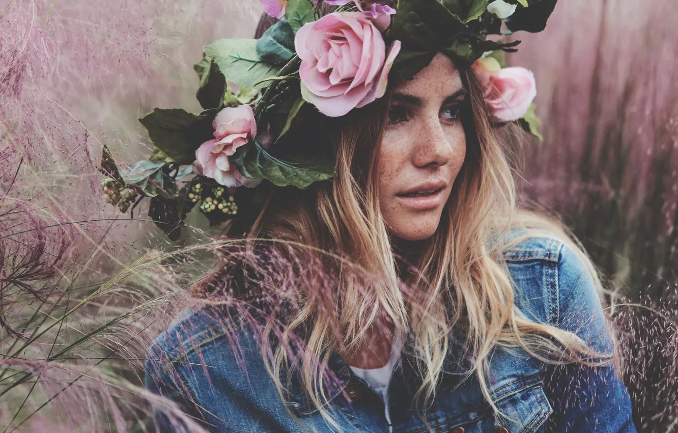 Photo wallpaper girl, flowers, face, hair, wreath