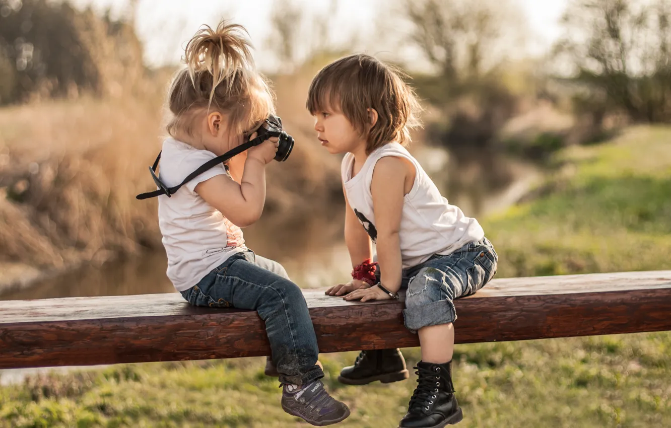 Photo wallpaper children, boy, the camera, girl, flegra