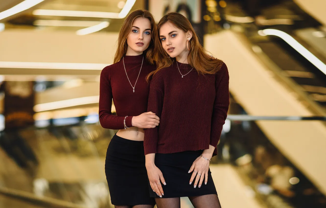 Photo wallpaper two girls, sisters, Ananda Dubovskaya, Alexander Dubovsky, Dmitry Medved