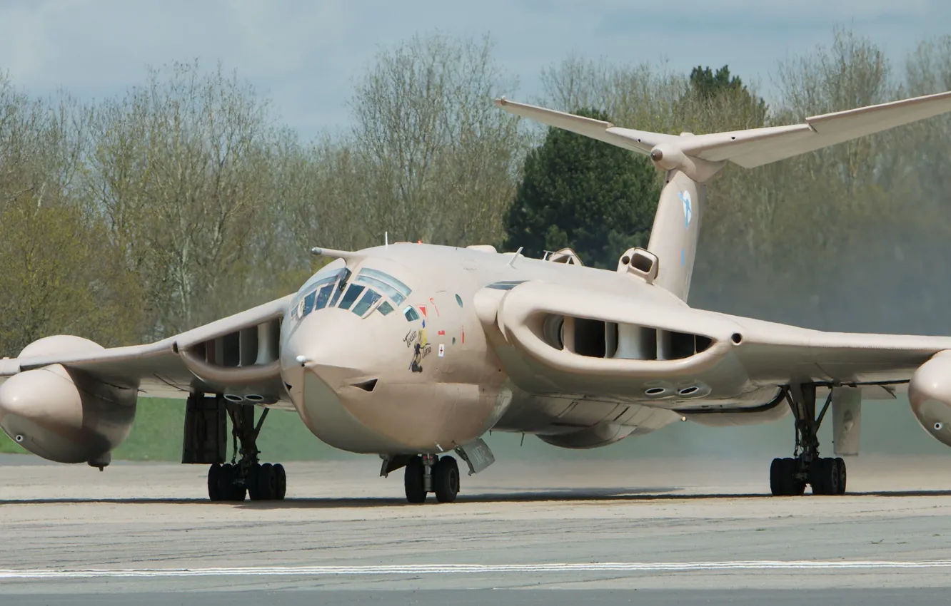 Photo wallpaper grass, British, trees, aircraft, big, plane, flag, giant