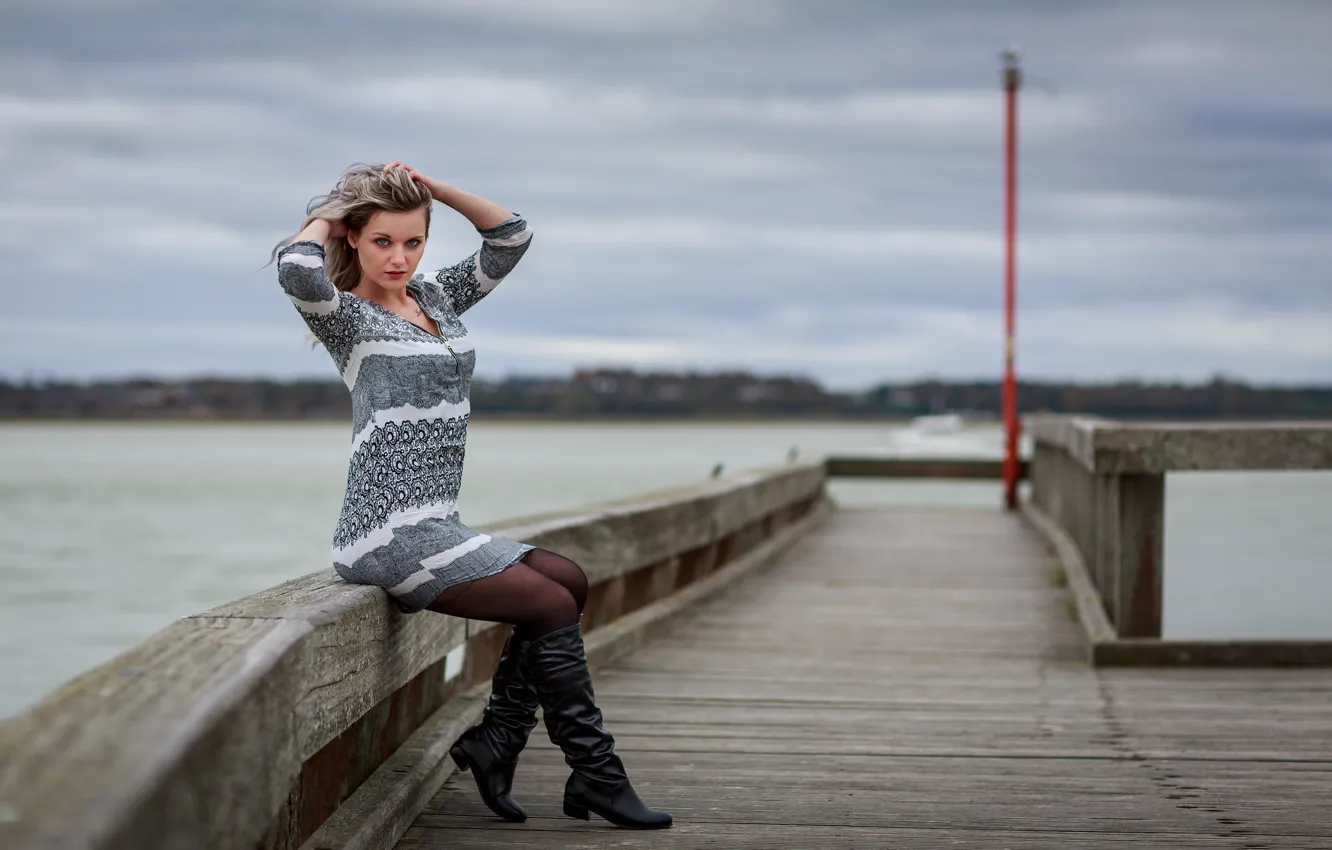 Photo wallpaper look, girl, hair, promenade