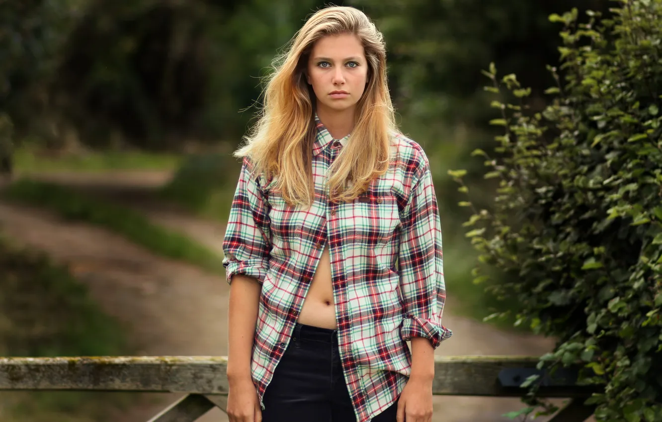 Photo wallpaper blue eyes, model, women, blonde, belly, shirt, standing, pants