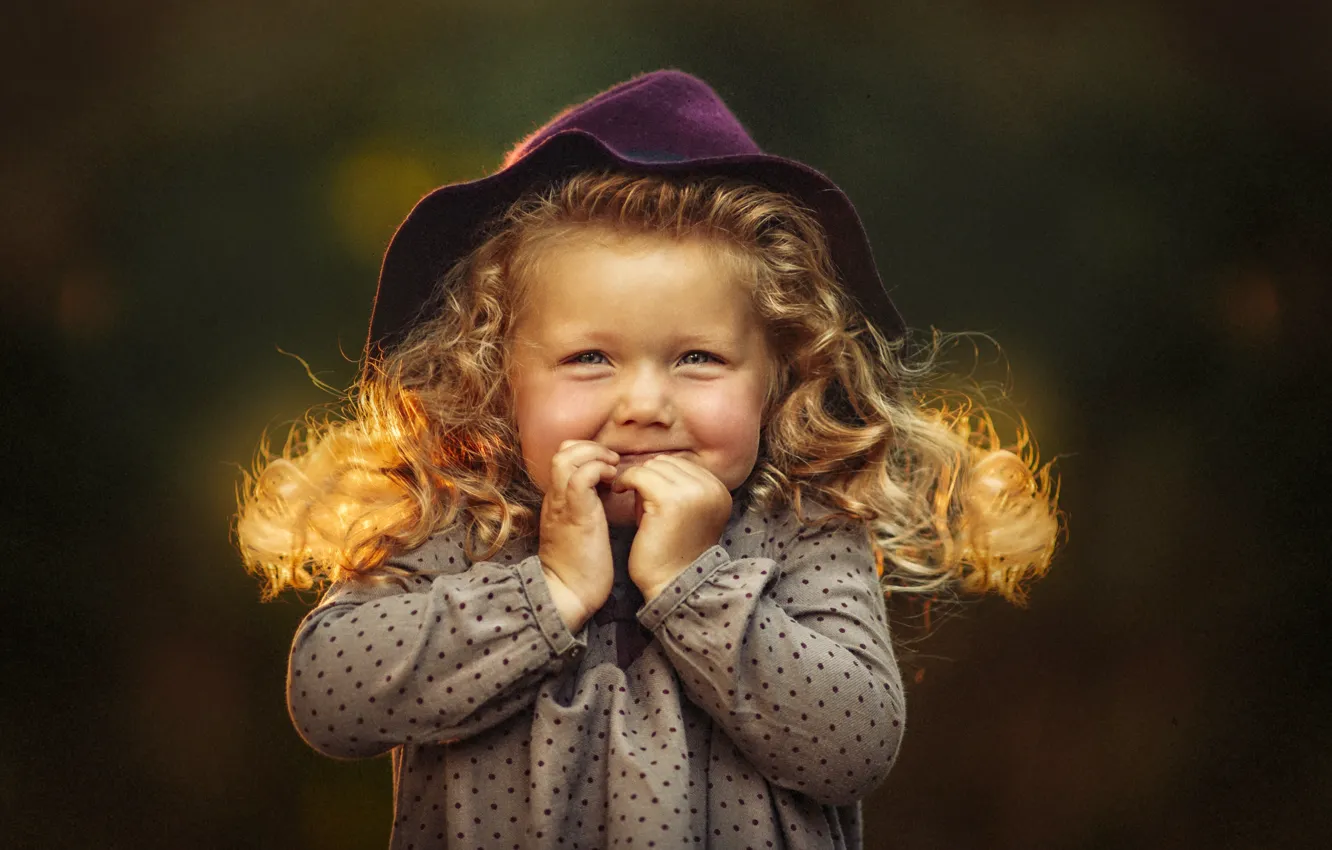 Photo wallpaper girl, hat, child, curls, Ksenia Lysenkova