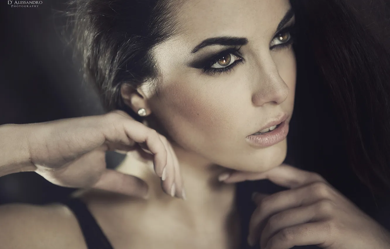 Photo wallpaper look, girl, face, hair, hands