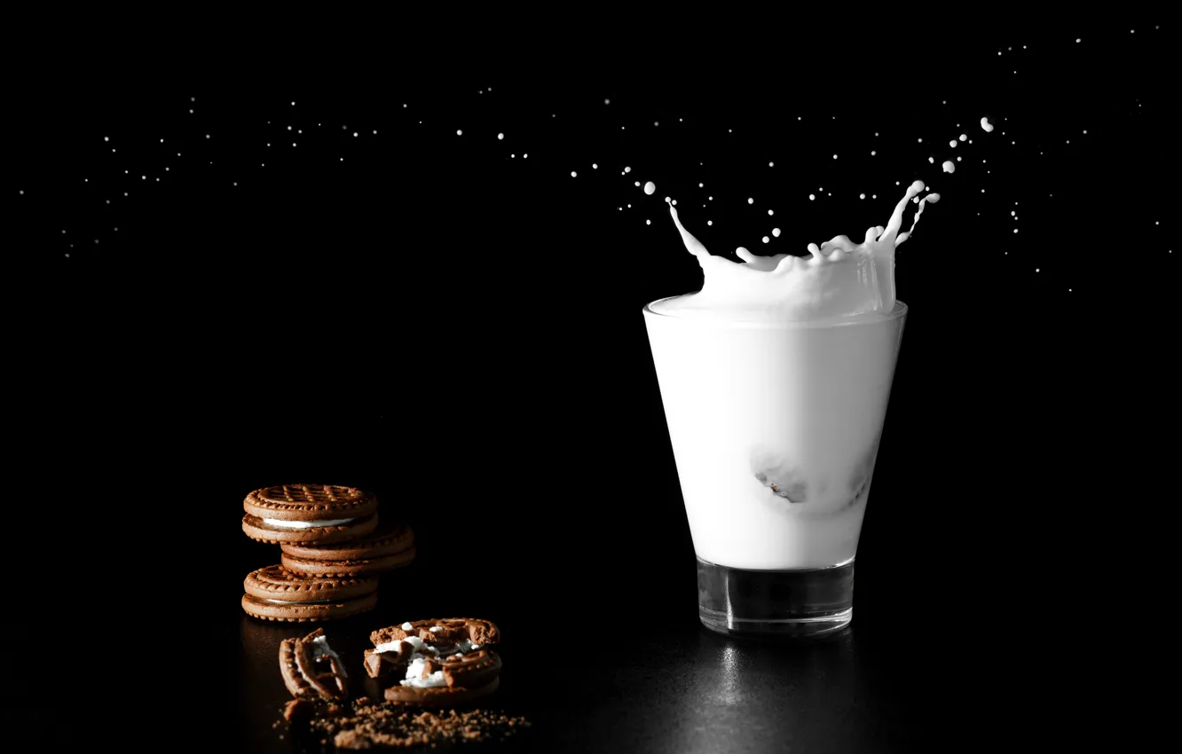 Photo wallpaper glass, background, black, splash, milk, cookies