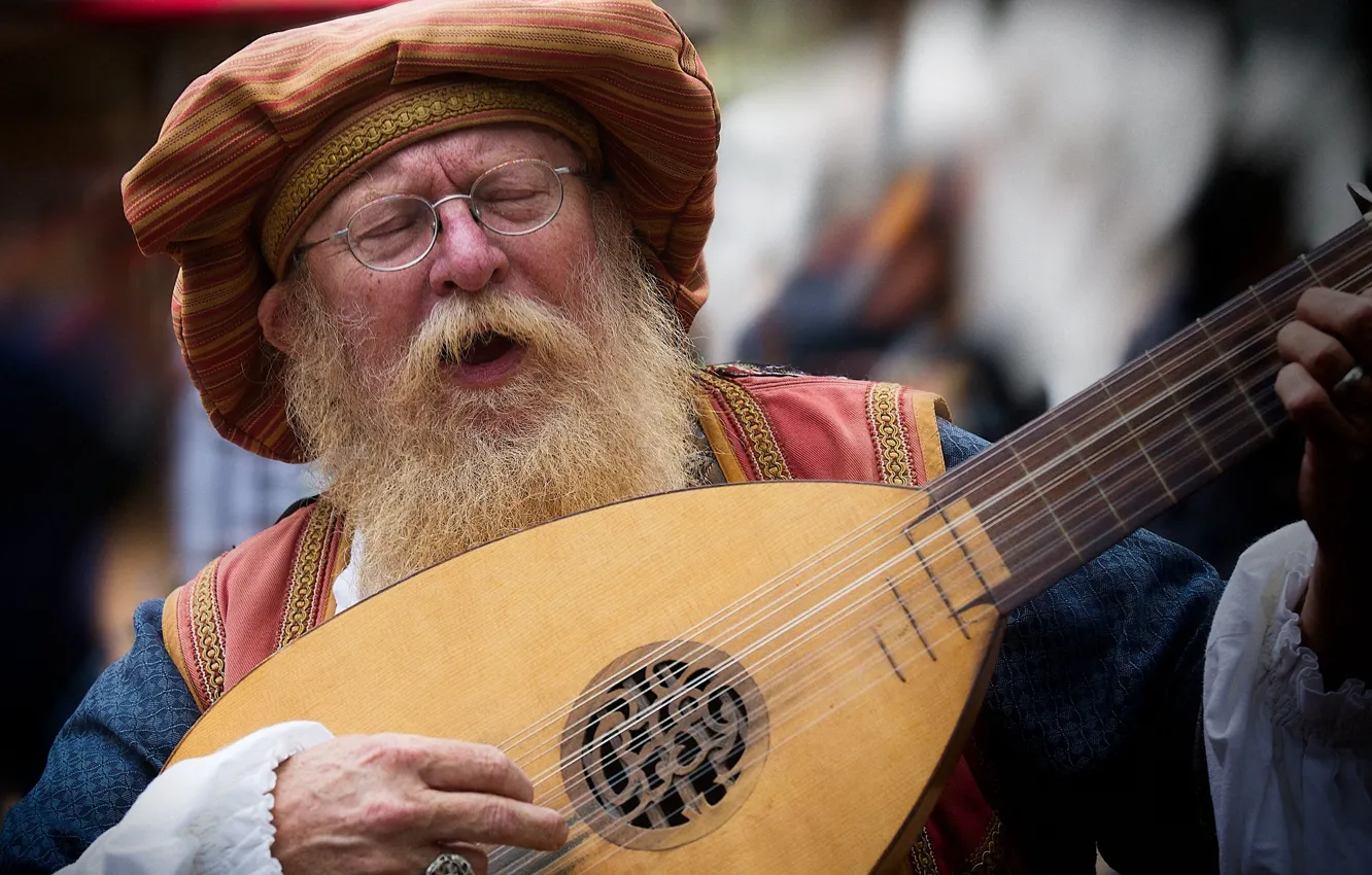 Photo wallpaper glasses, the old man, beard, musical instrument, singing, lute