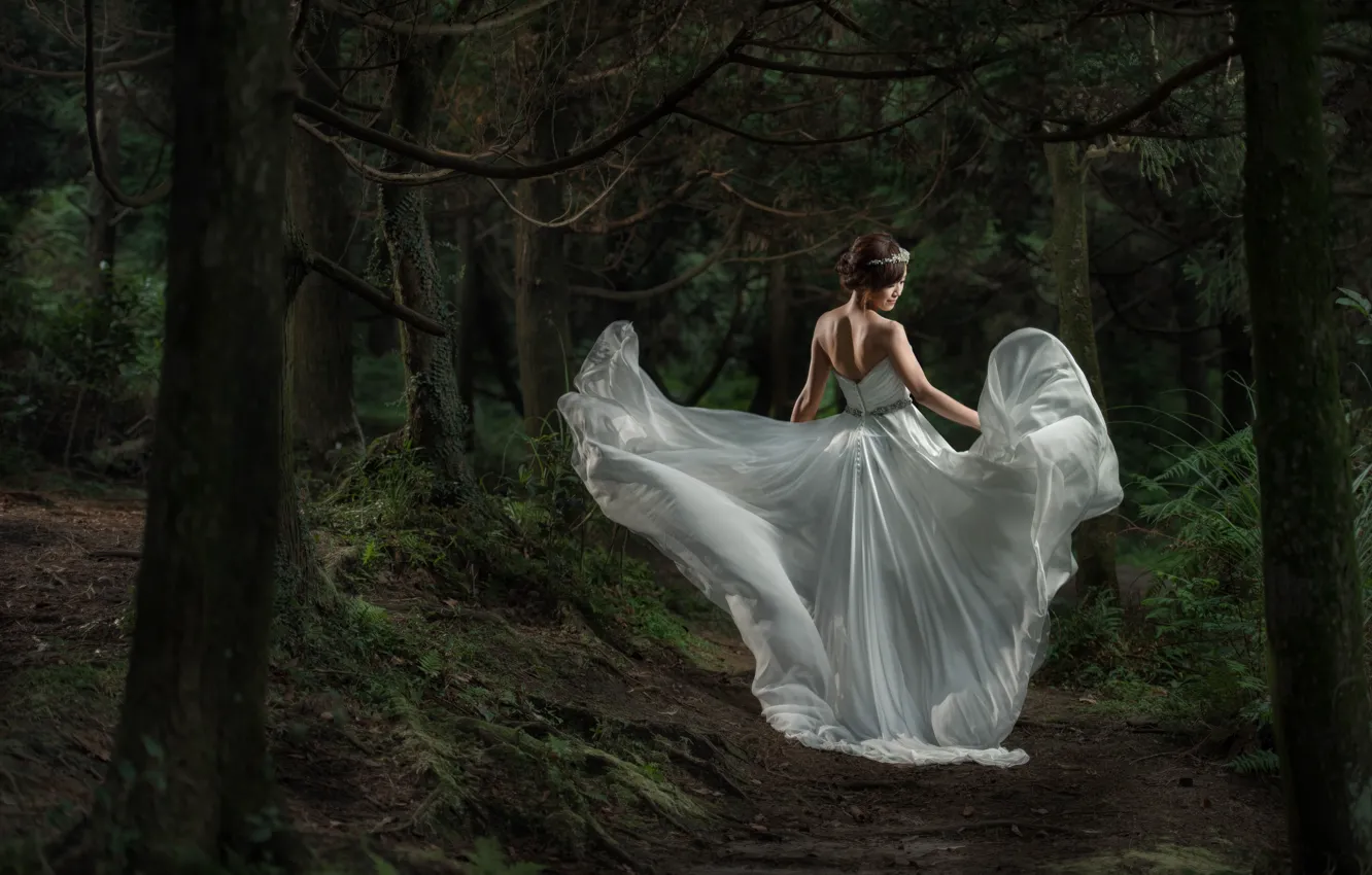 Photo wallpaper forest, dress, Asian, the bride, wedding dress