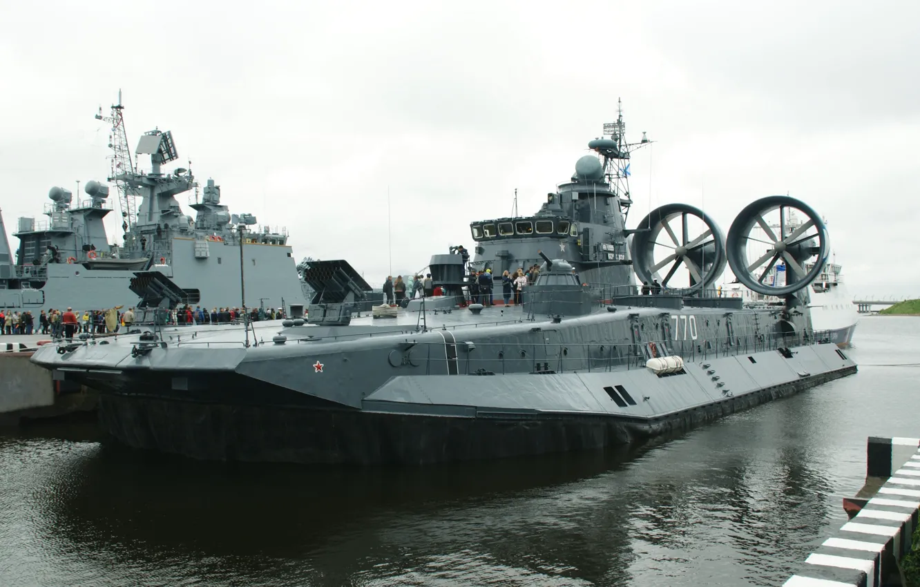 Photo wallpaper ship, hovercraft, landing, Eugene Kocheshkov