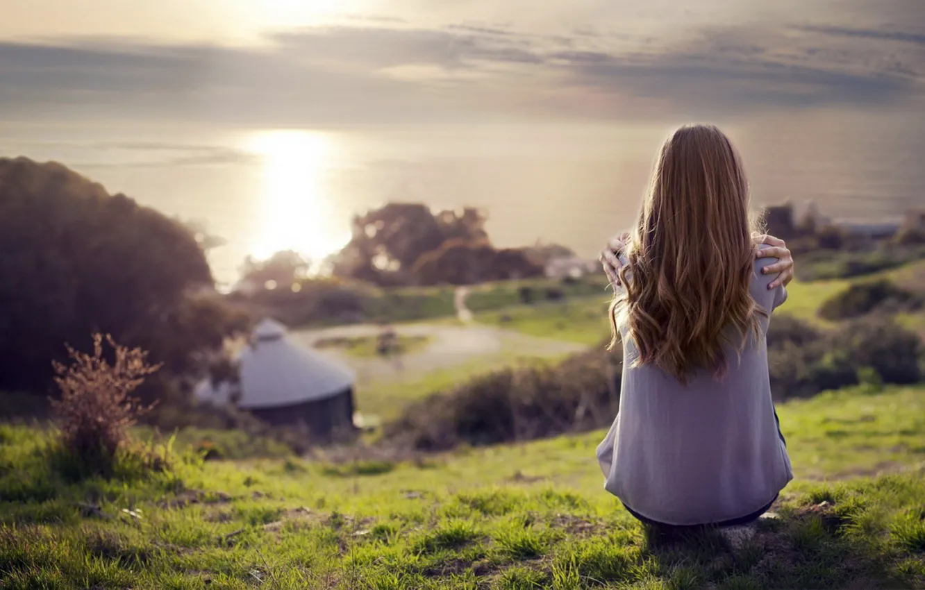 Photo wallpaper the sky, grass, mood, back, dal, hands, horizon