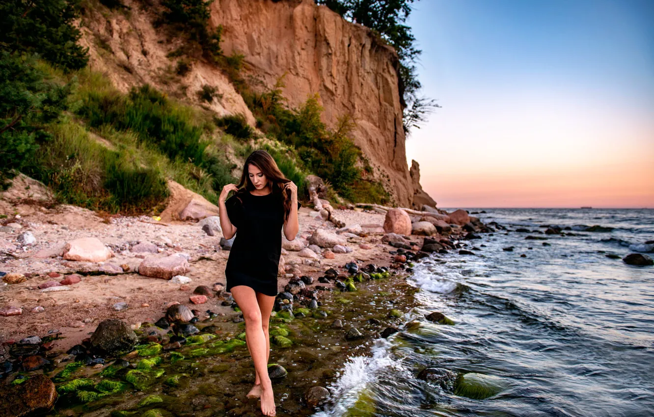 Photo wallpaper girl, stones, shore, surf, legs, On the cliff