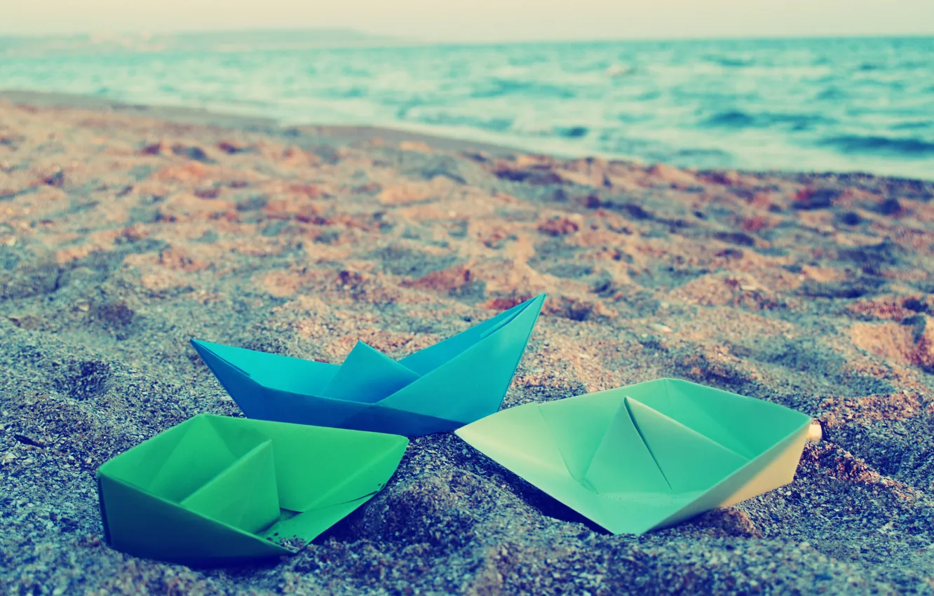 Photo wallpaper sand, sea, Wallpaper, colored, paper boats