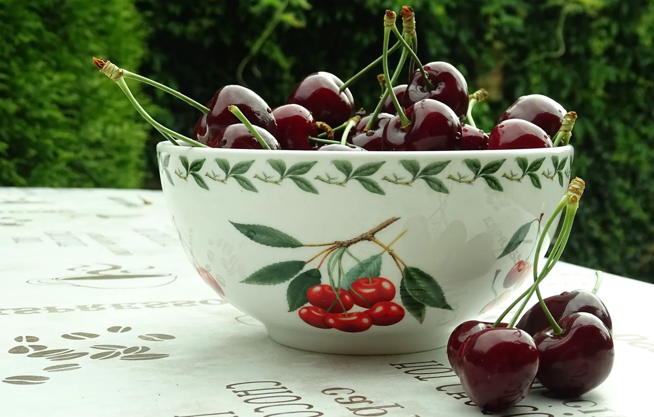 Photo wallpaper greens, nature, cherry, berries, labels, table, Shine, food