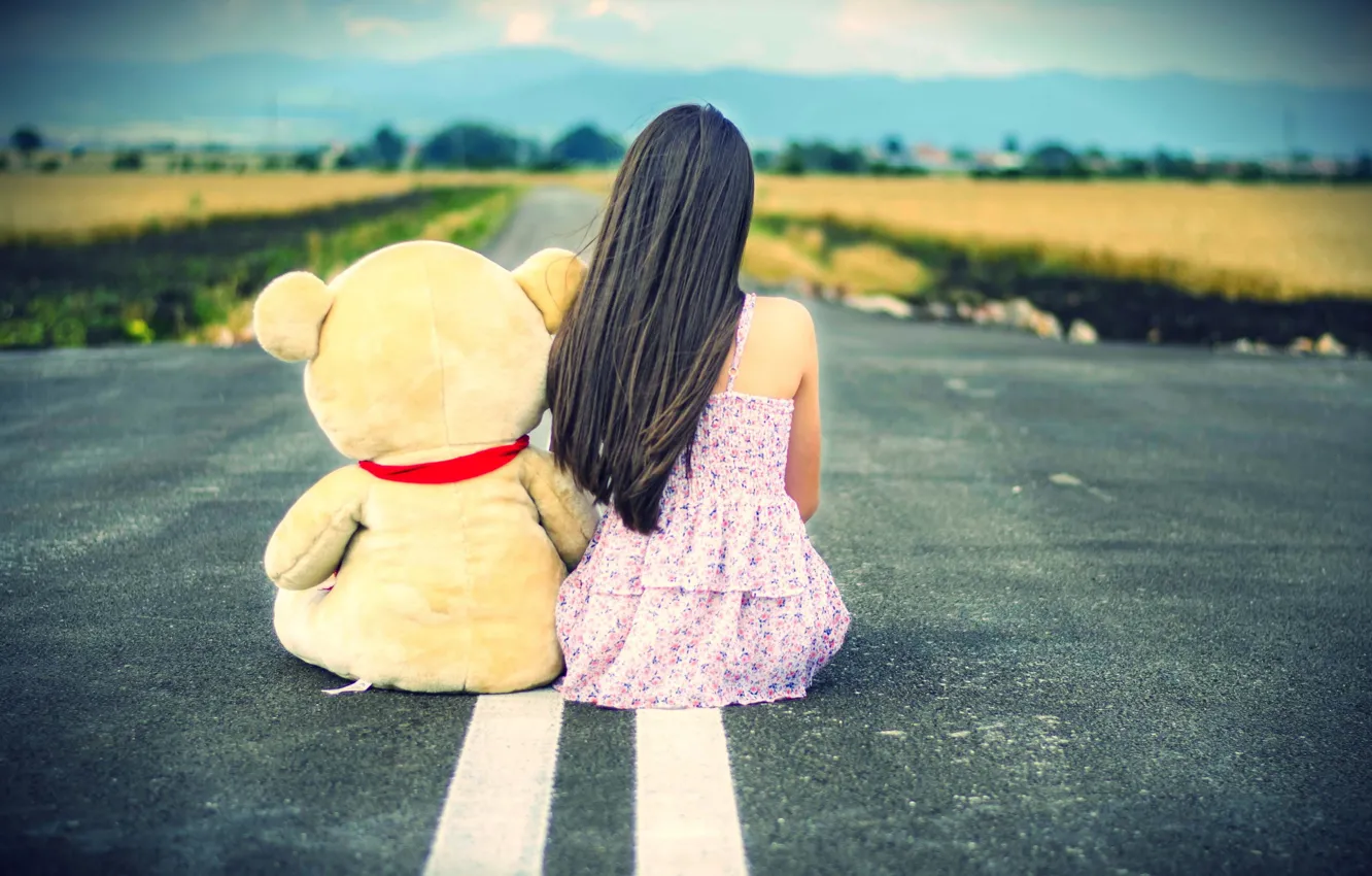 Photo wallpaper road, girl, the situation, bear
