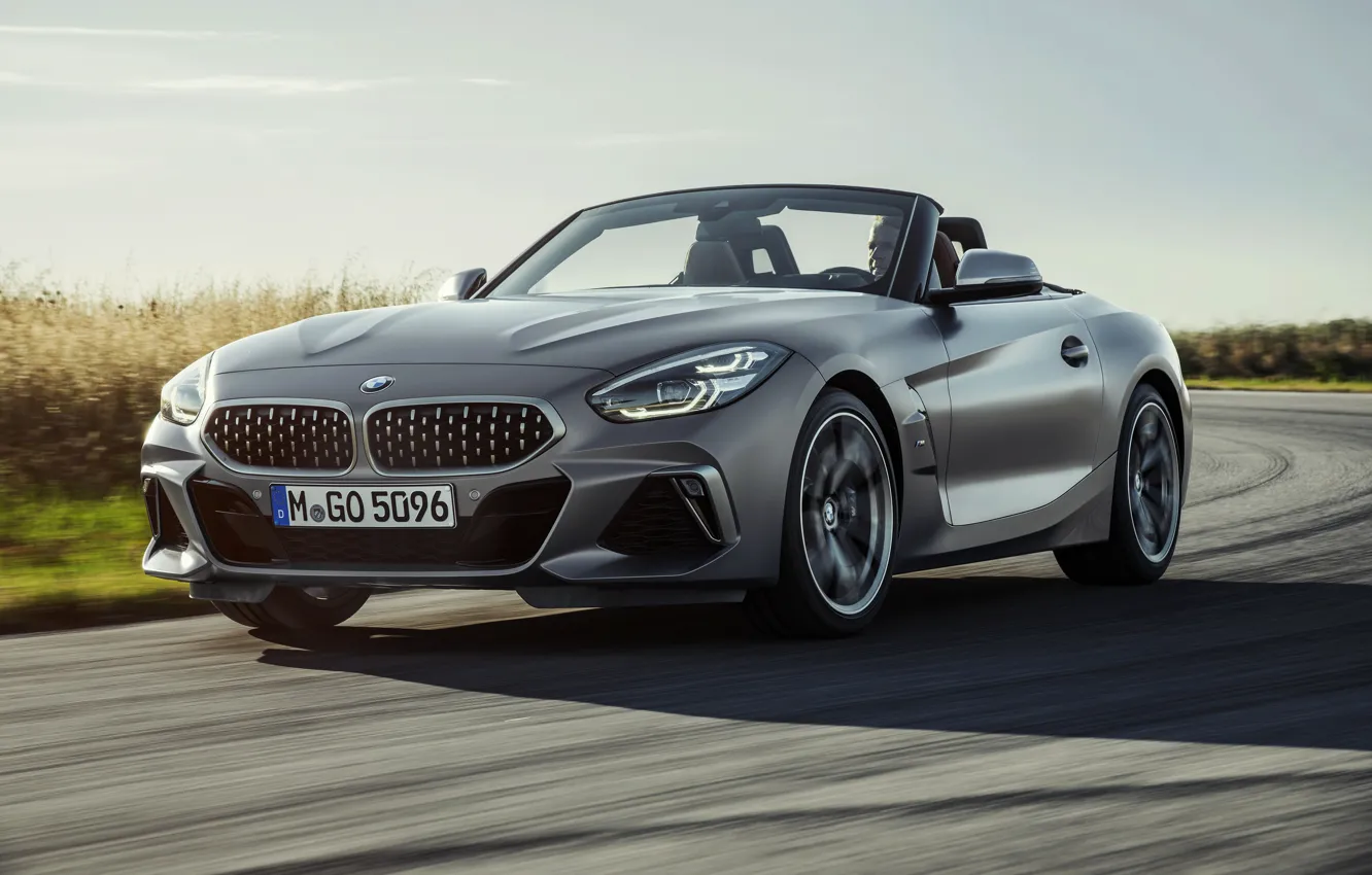 Photo wallpaper the sky, grass, asphalt, grey, BMW, Roadster, BMW Z4, M40i