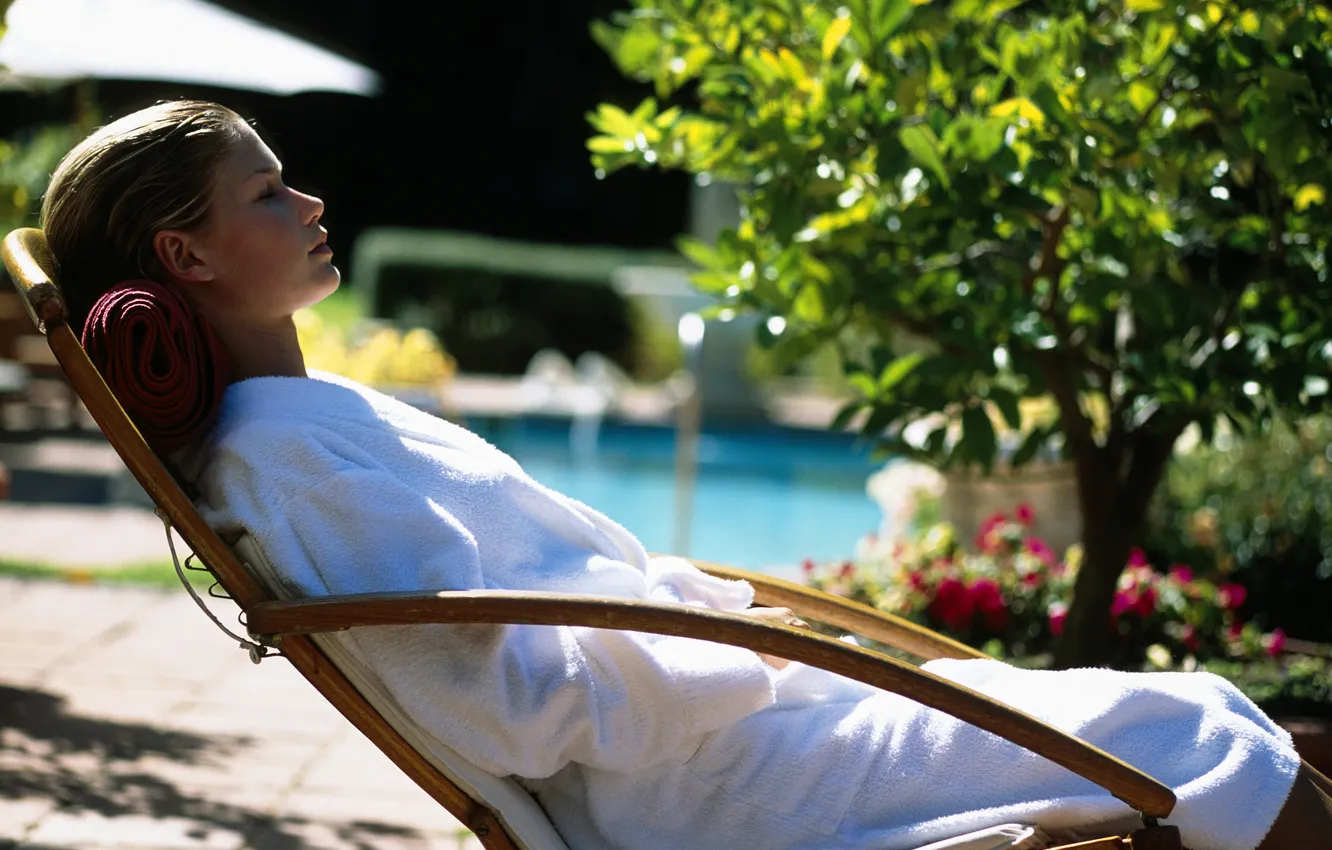 Photo wallpaper girl, flowers, stay, foliage, pool, profile, tree, Bathrobe