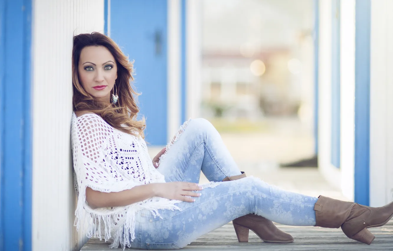 Photo wallpaper jeans, boots, Lidia Burell