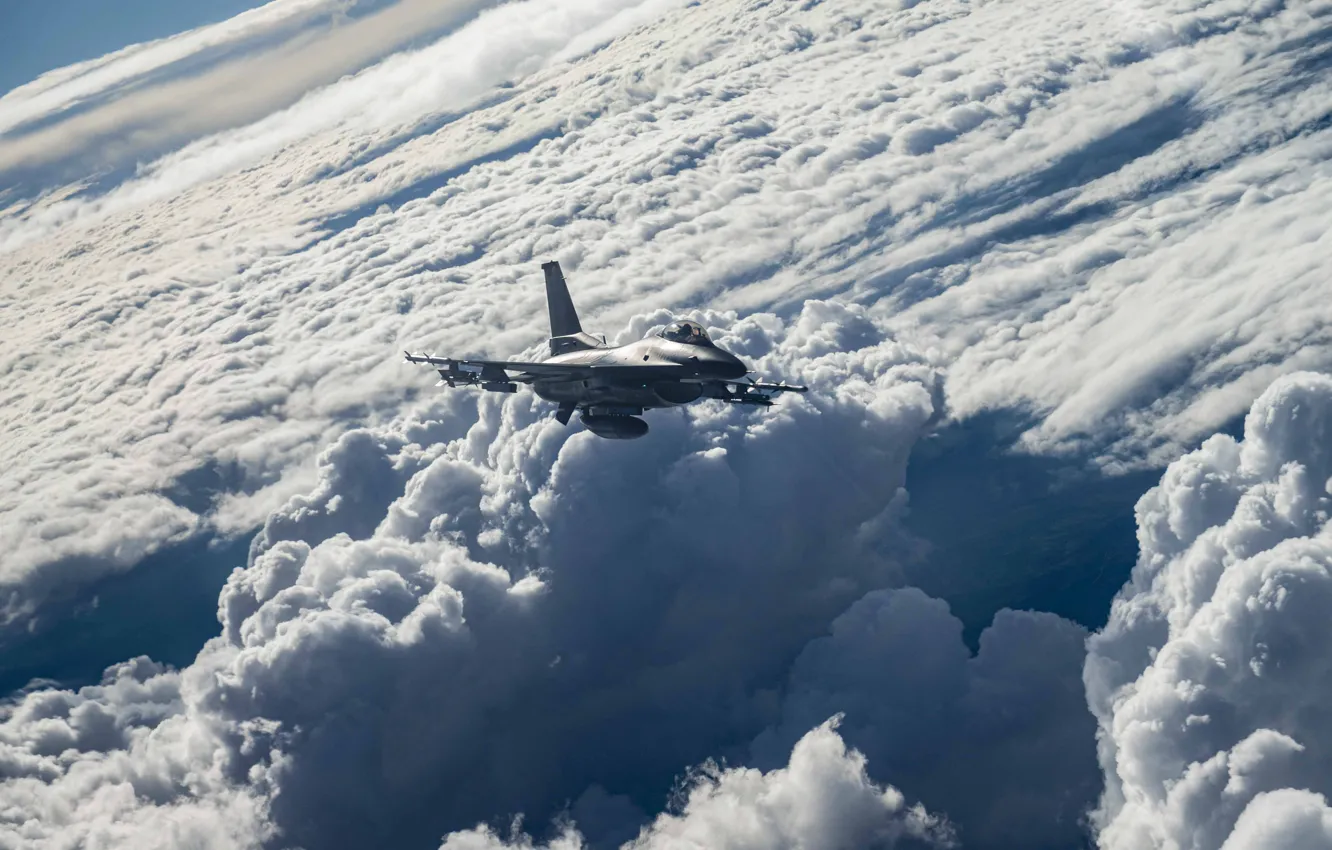 Photo wallpaper Flight, Clouds, USA, General Dynamics, F-16 Fighting Falcon, Battle Falcon, American multifunctional light fighter, A …