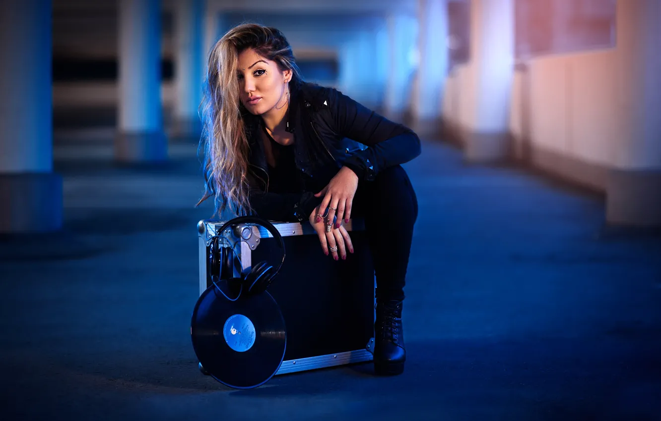 Photo wallpaper girl, musician, DJ Ferri