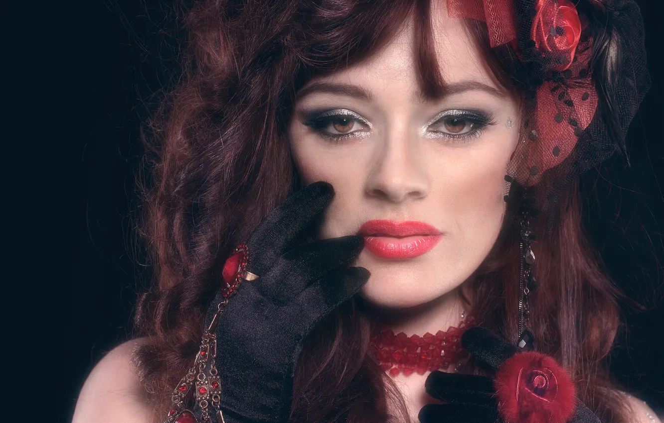 Photo wallpaper look, decoration, face, portrait, hands, makeup, ring, gloves