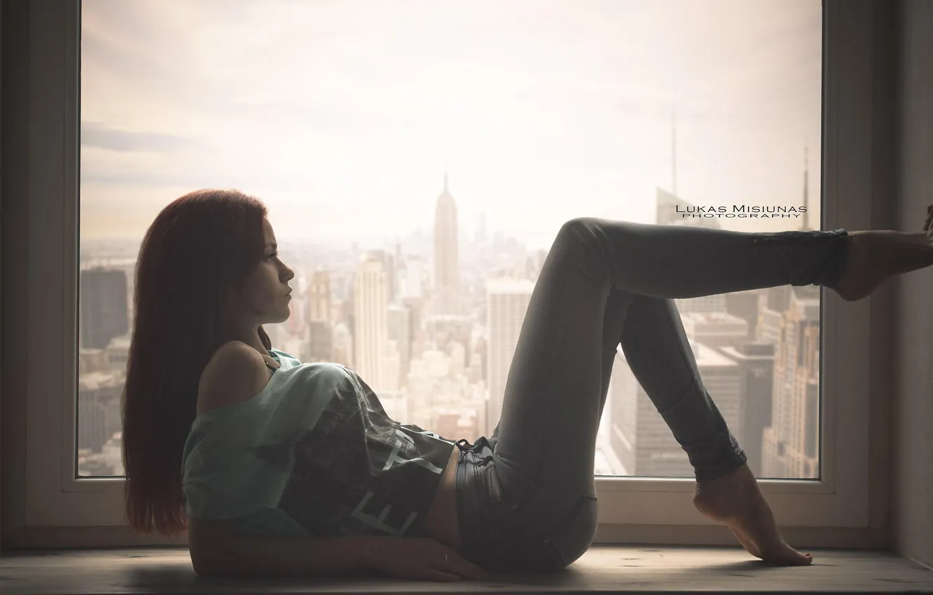 Photo wallpaper girl, the city, feet, window, Lukas Misiunas