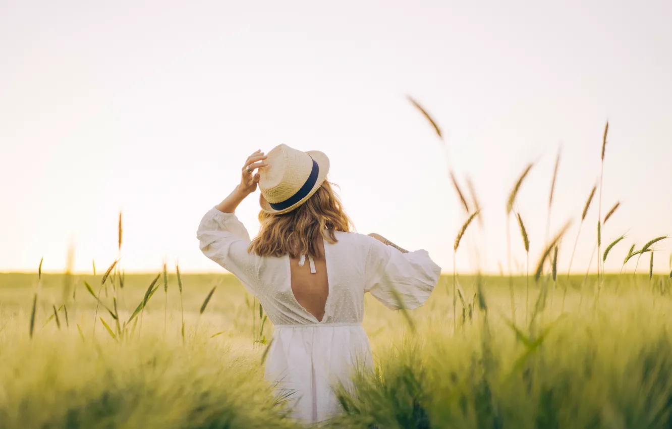 Photo wallpaper field, the sky, girl, pose, back, rye, hat, hands