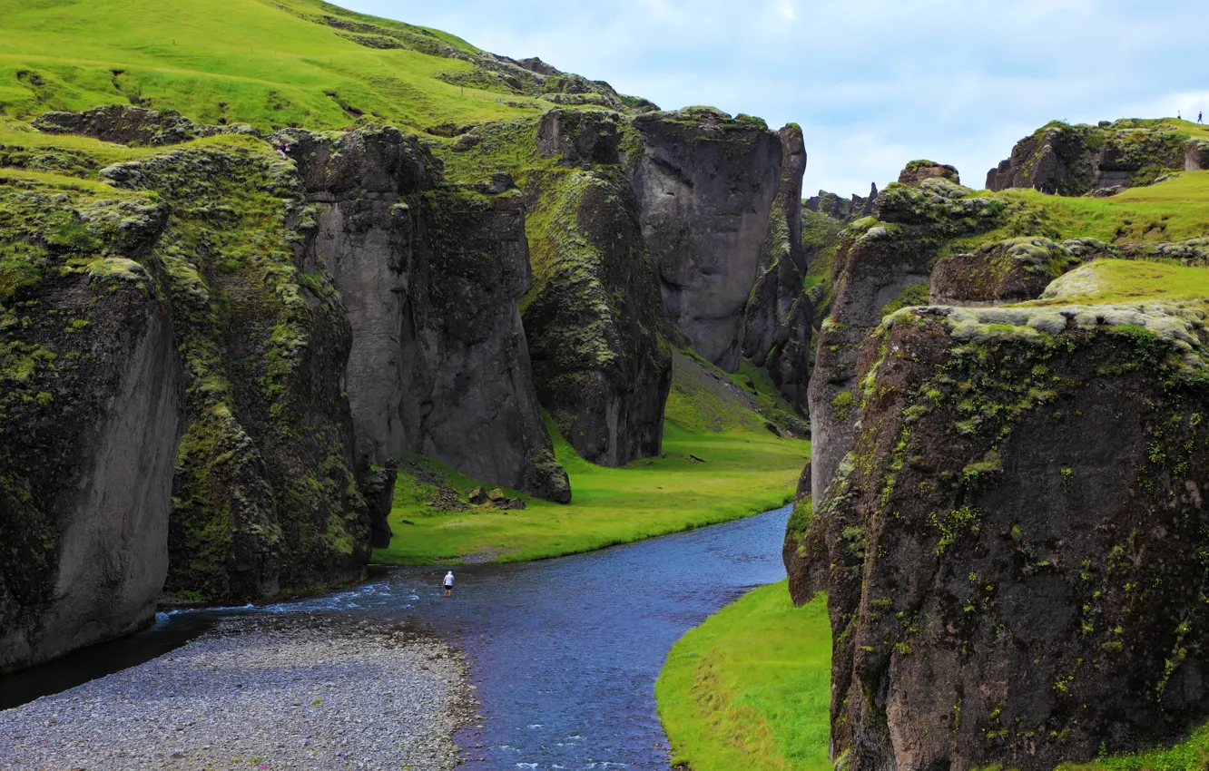 Photo wallpaper greens, the sun, stones, rocks, canyon, river, Iceland, Fjadrargljufur