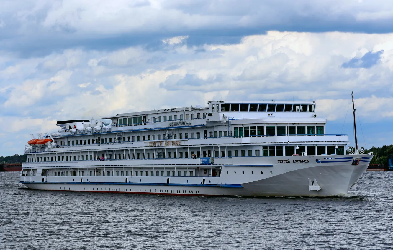 Photo wallpaper river, stay, ship, cruise