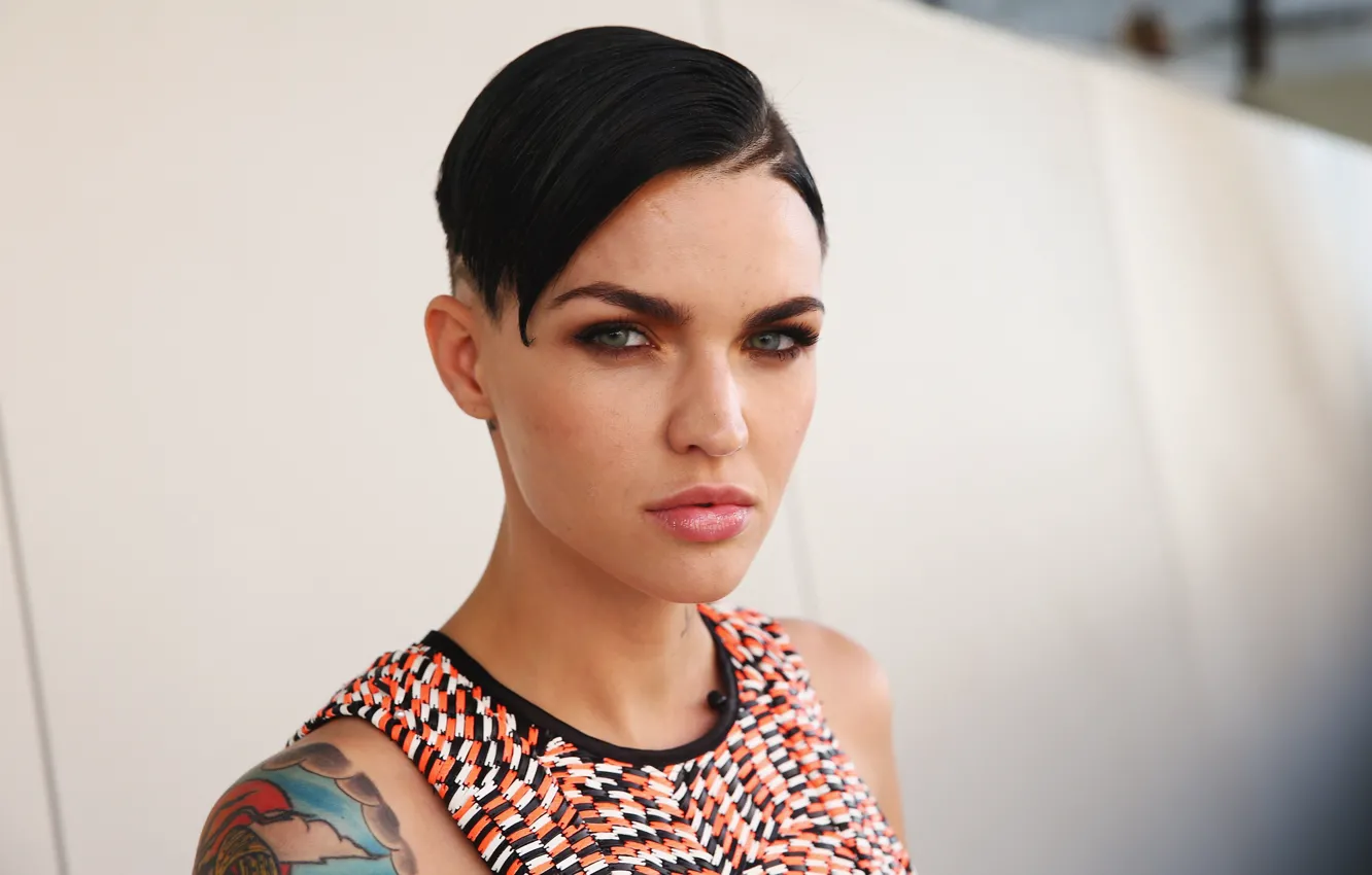 Photo wallpaper look, pose, model, makeup, hairstyle, singer, model, tattoo