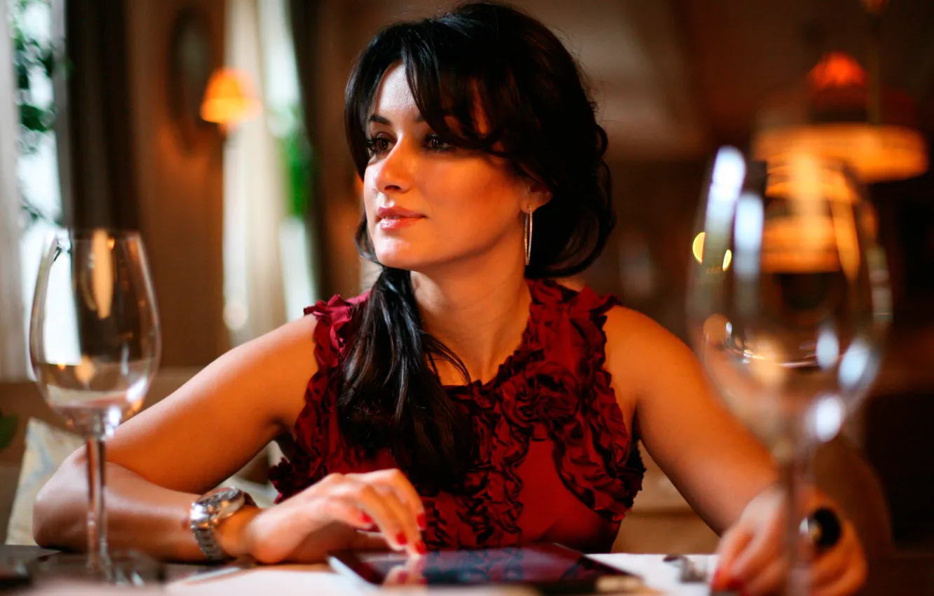 Photo wallpaper girl, face, watch, glass, earrings, dress, brunette, girl