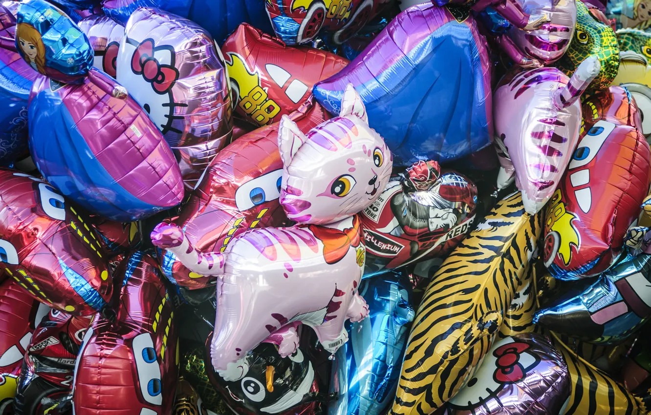 Photo wallpaper plastic, cat, balloons, inflatable