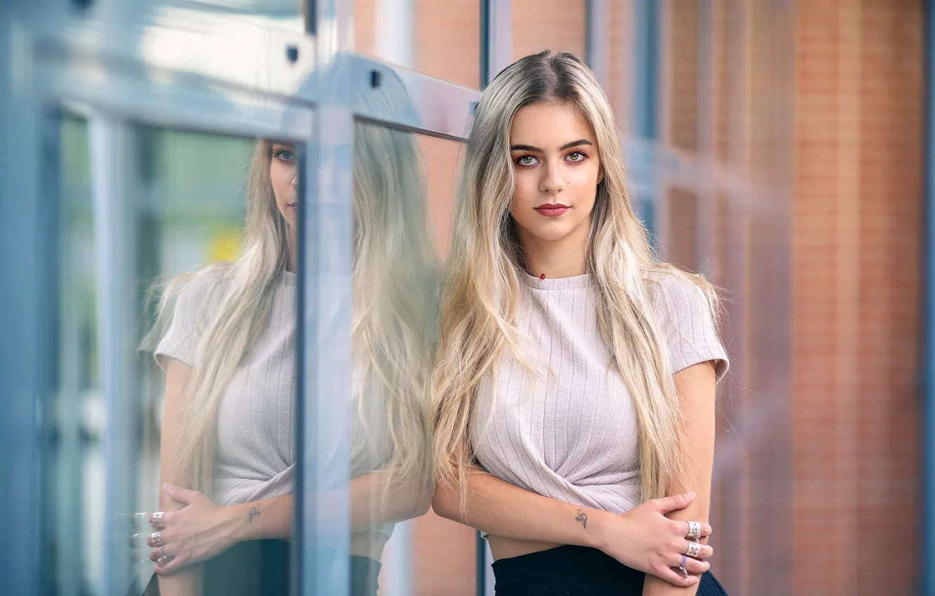 Photo wallpaper look, girl, model, hair, portrait