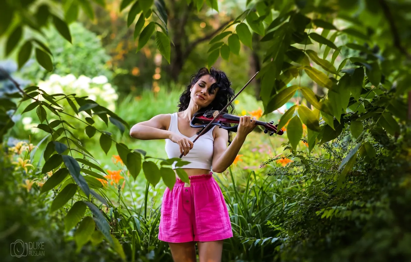 Photo wallpaper girl, sexy, smile, Wallpaper, sweetheart, violin, model, bright