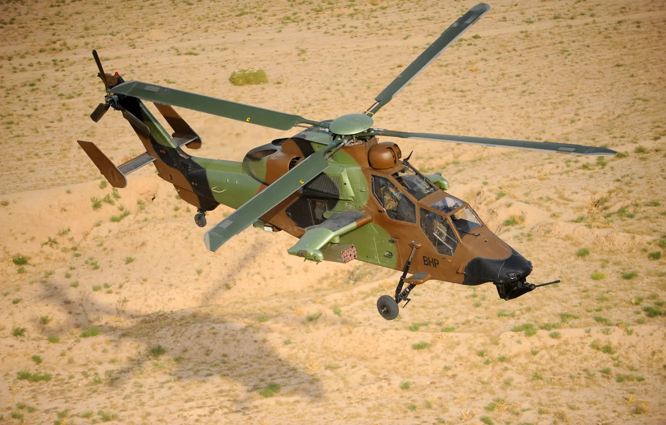 Photo wallpaper flight, earth, helicopter, tiger, Eurocopter, shock, EC 665