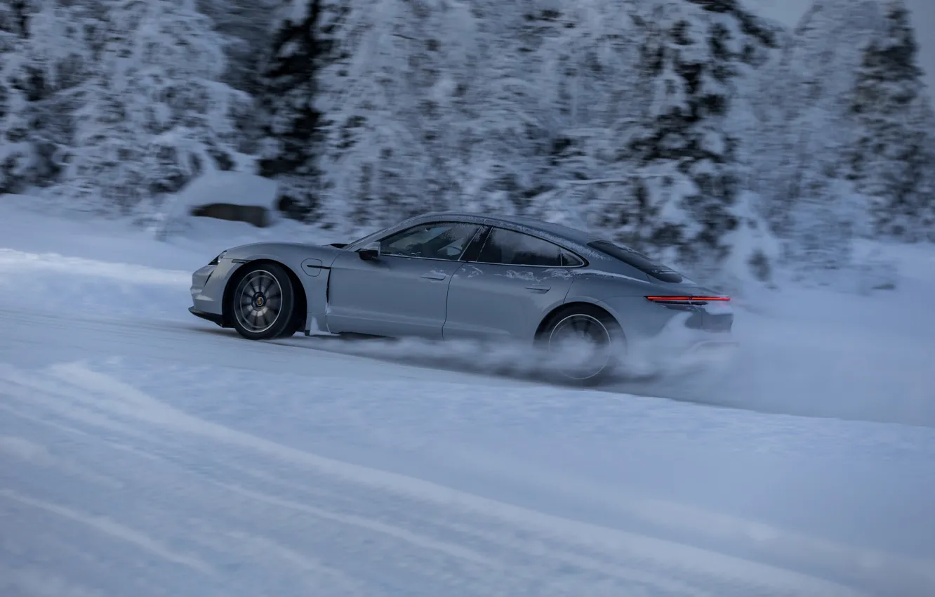Photo wallpaper snow, grey, Porsche, in motion, 2020, Taycan, Taycan 4S