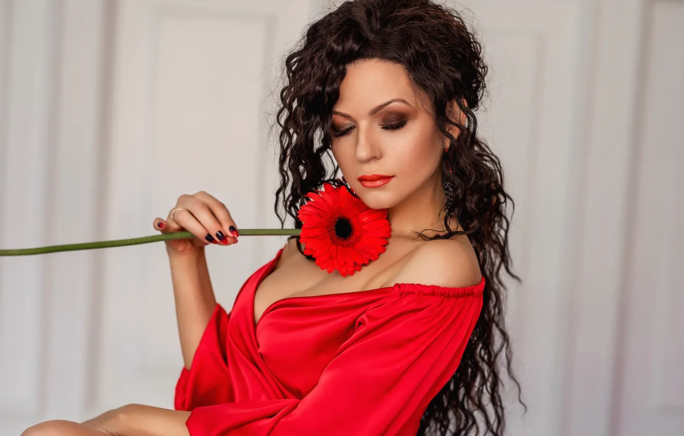 Photo wallpaper flowers, pose, background, model, portrait, makeup, dress, brunette