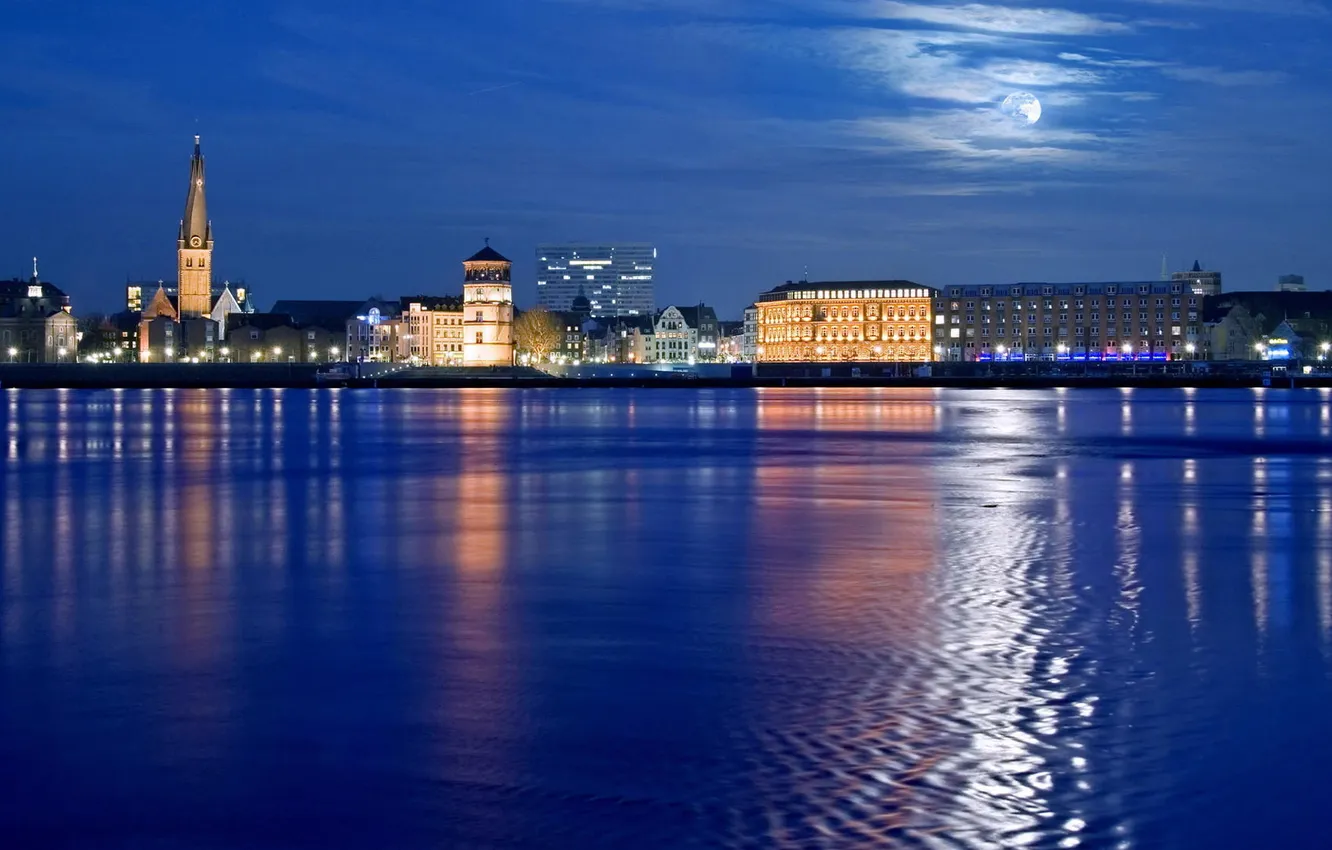 Photo wallpaper water, lights, the evening