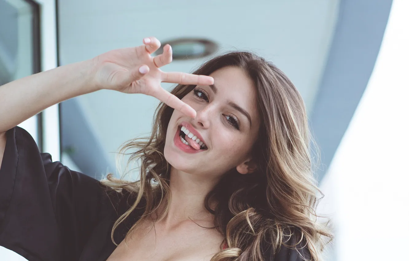 Photo wallpaper girl, joy, hair, hands, beautiful, Celine Farach