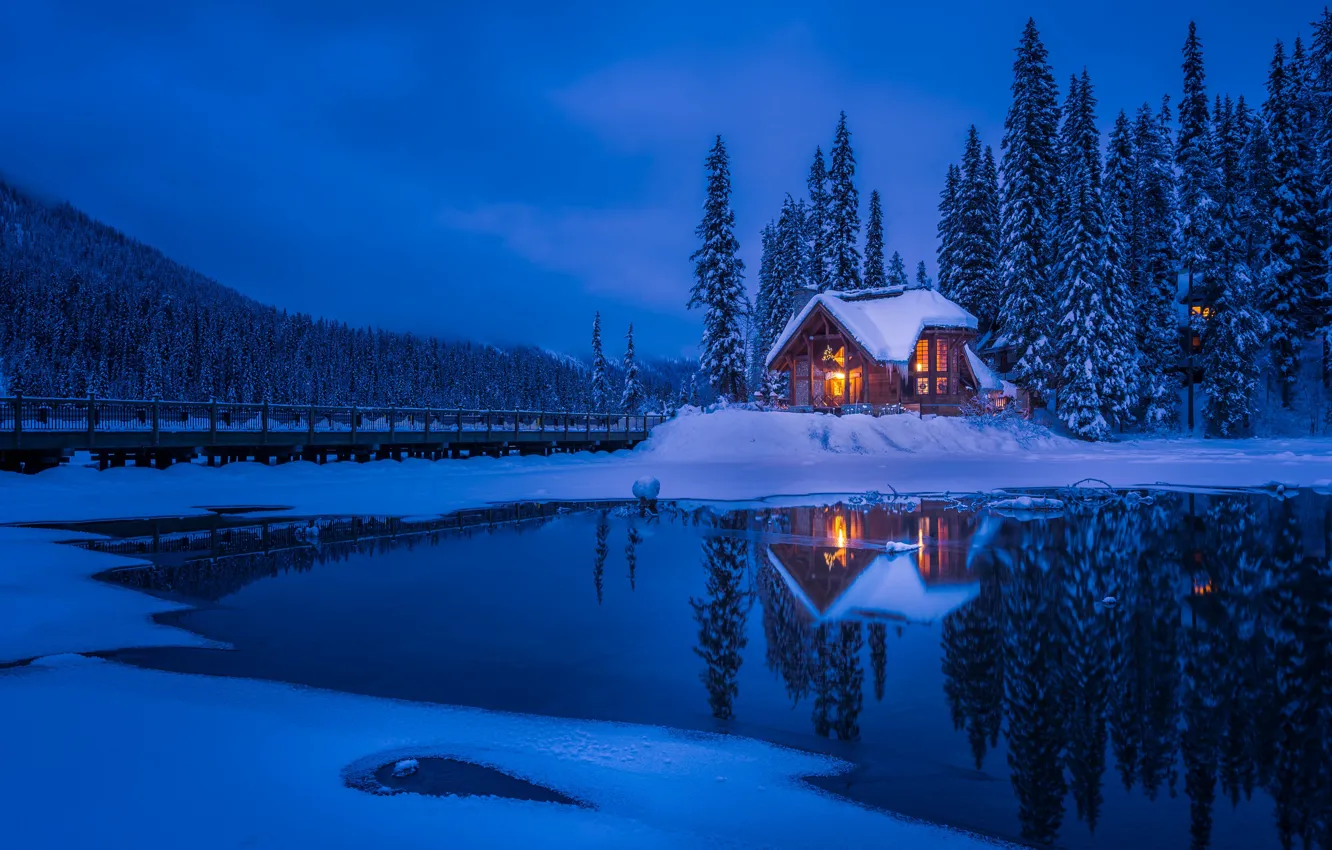Photo wallpaper winter, snow, forrest, lake house