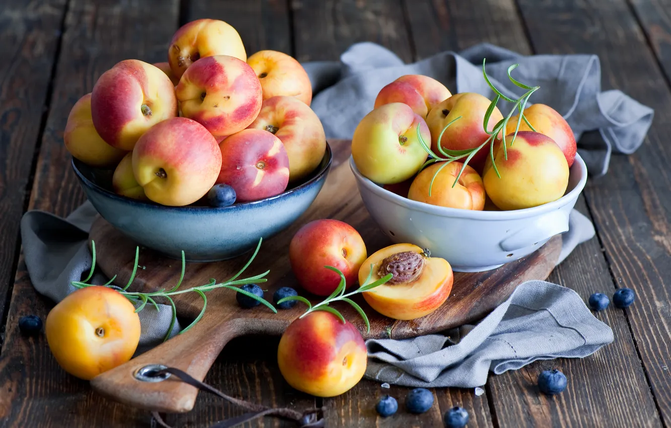 Photo wallpaper Board, blueberries, napkin, nectarine