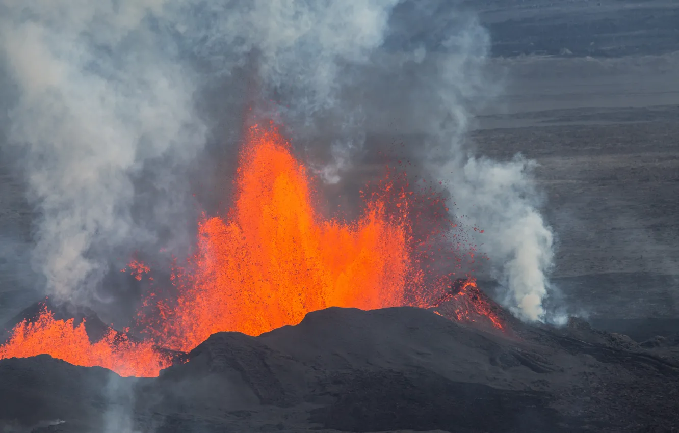 Photo wallpaper the sky, the volcano, the eruption, lava, Iceland, Bardarbunga