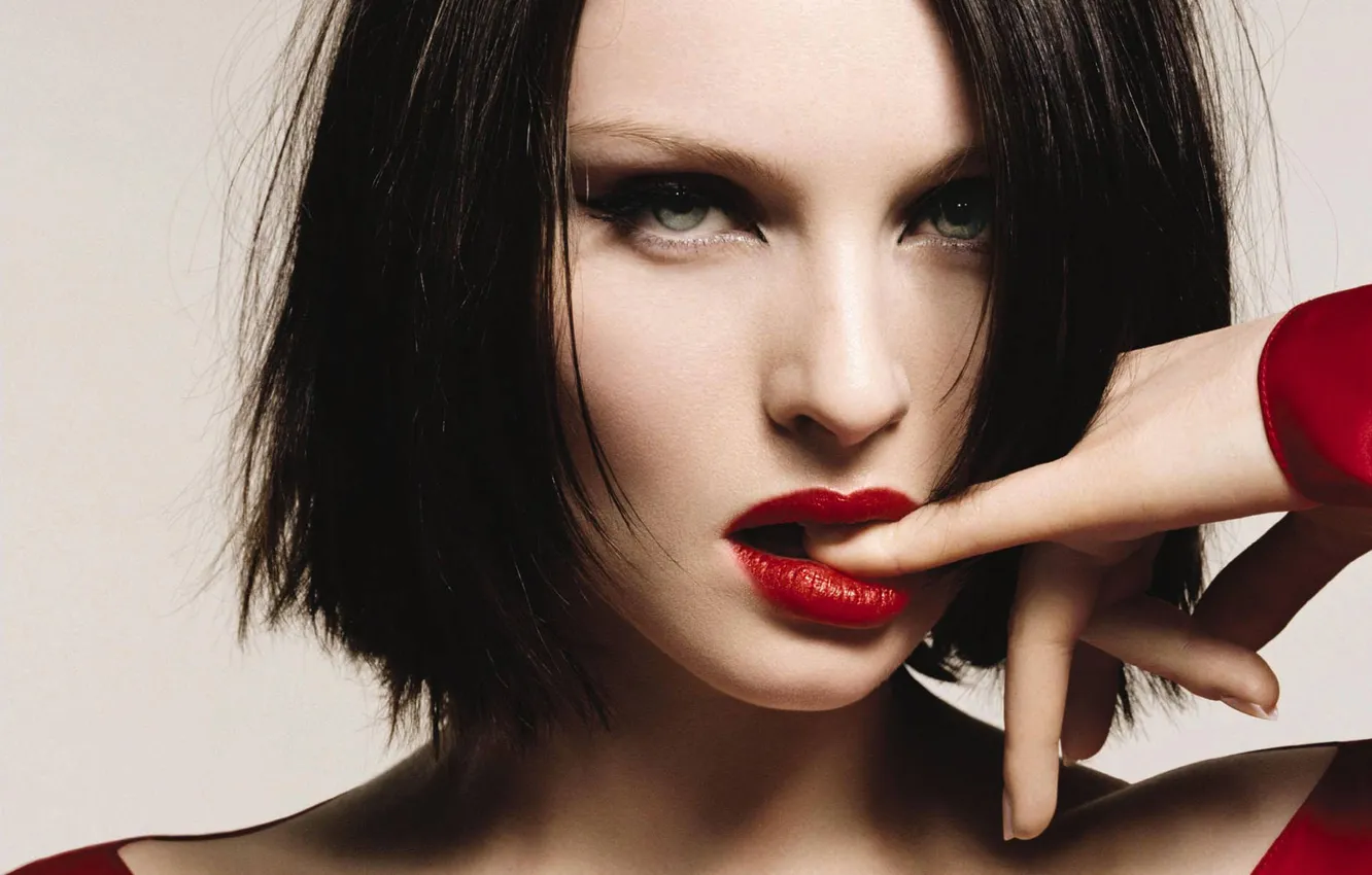 Photo wallpaper music, brunette, singer, green eyes, red lips, Sophie Ellis-Bextor, Sophie Ellis-Bextor