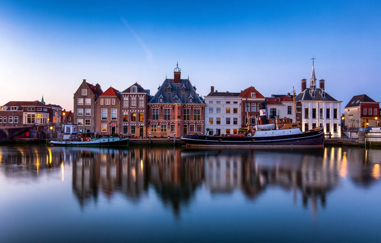 Photo wallpaper reflection, river, boats, Netherlands, Maassluis, Maas river